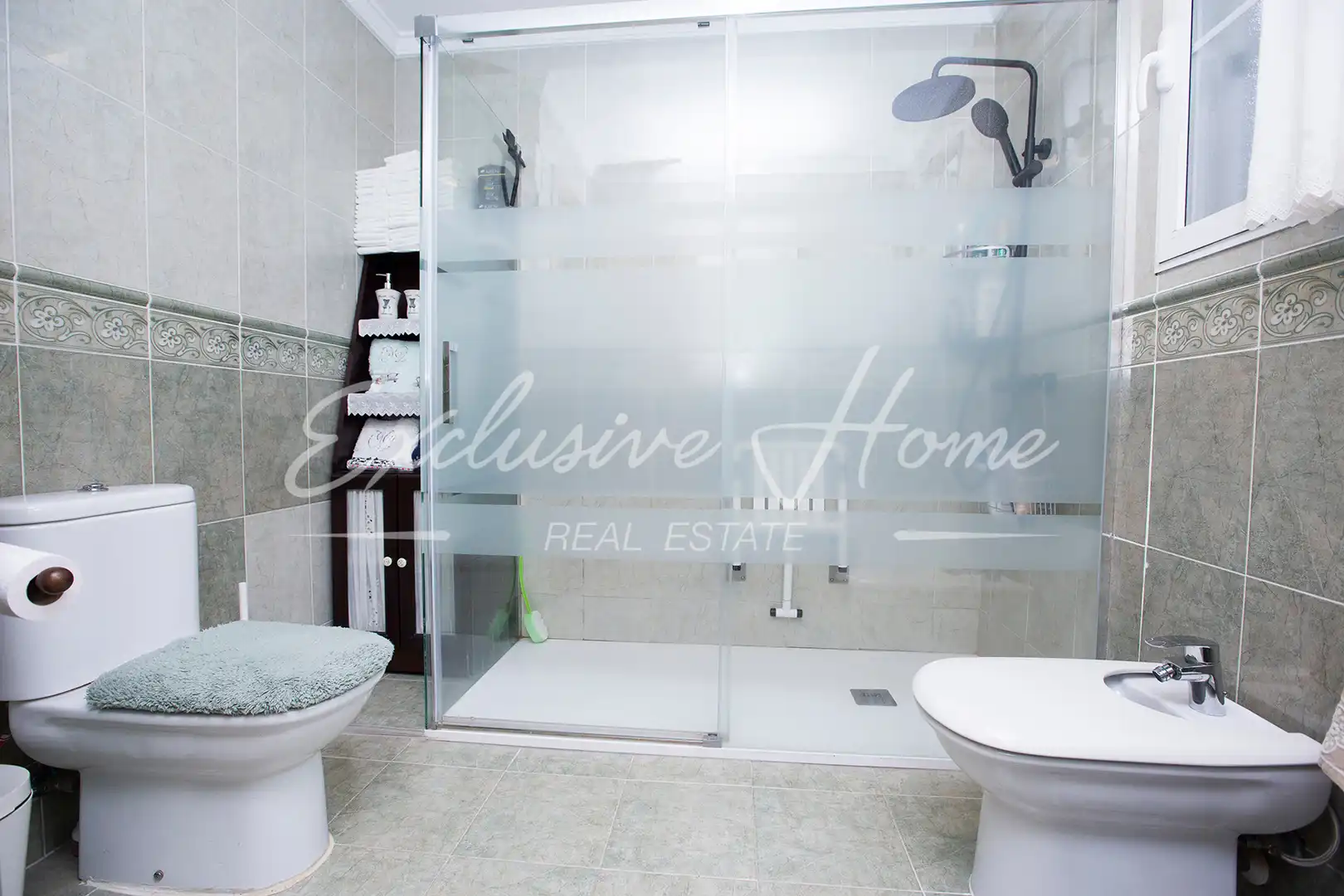 Badezimmer von Haus oder Chalet zum Verkauf in Peñíscola / Peníscola mit Klimaanlage, Heizung und Privatgarten