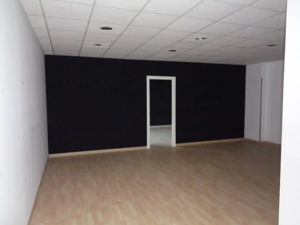 Business premises for sale in C/Sant Gaietà, imagen 3