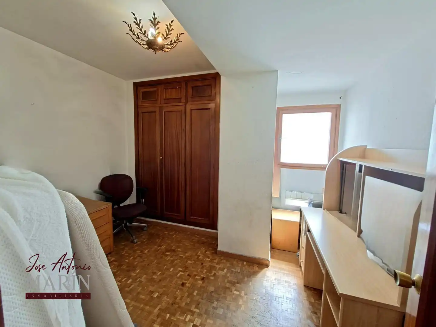 Bedroom of Flat for sale in Badajoz  with Air Conditioner, Heating and Terrace