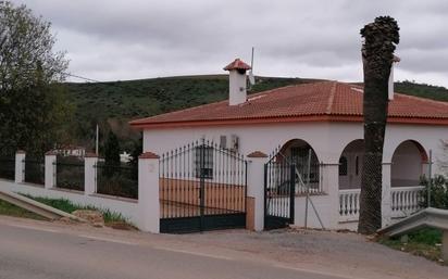 Vista exterior de Casa o xalet en venda en Teba amb Aire condicionat, Calefacció i Terrassa