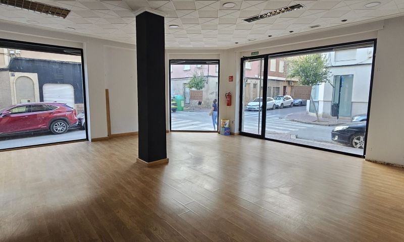 Premises to rent in Cieza
