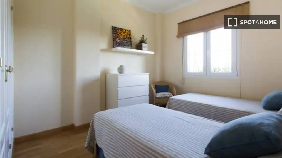Room in Almensilla
