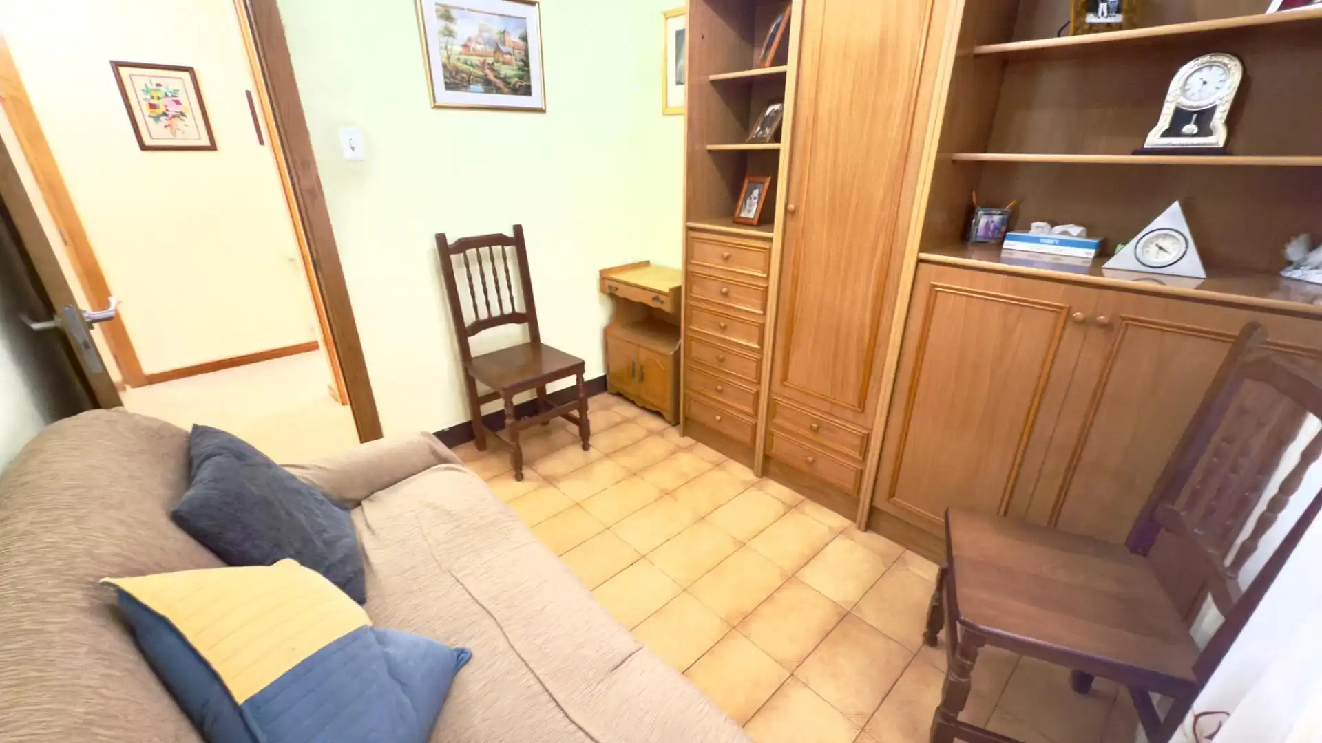 Living room of Houses for sale in Ourense Capital   with Private garden, Terrace and Furnished