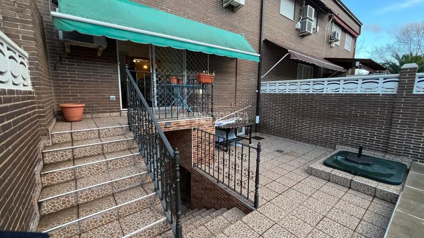 Terrassa de Pis en venda en San Fernando de Henares amb Calefacció i Parquet