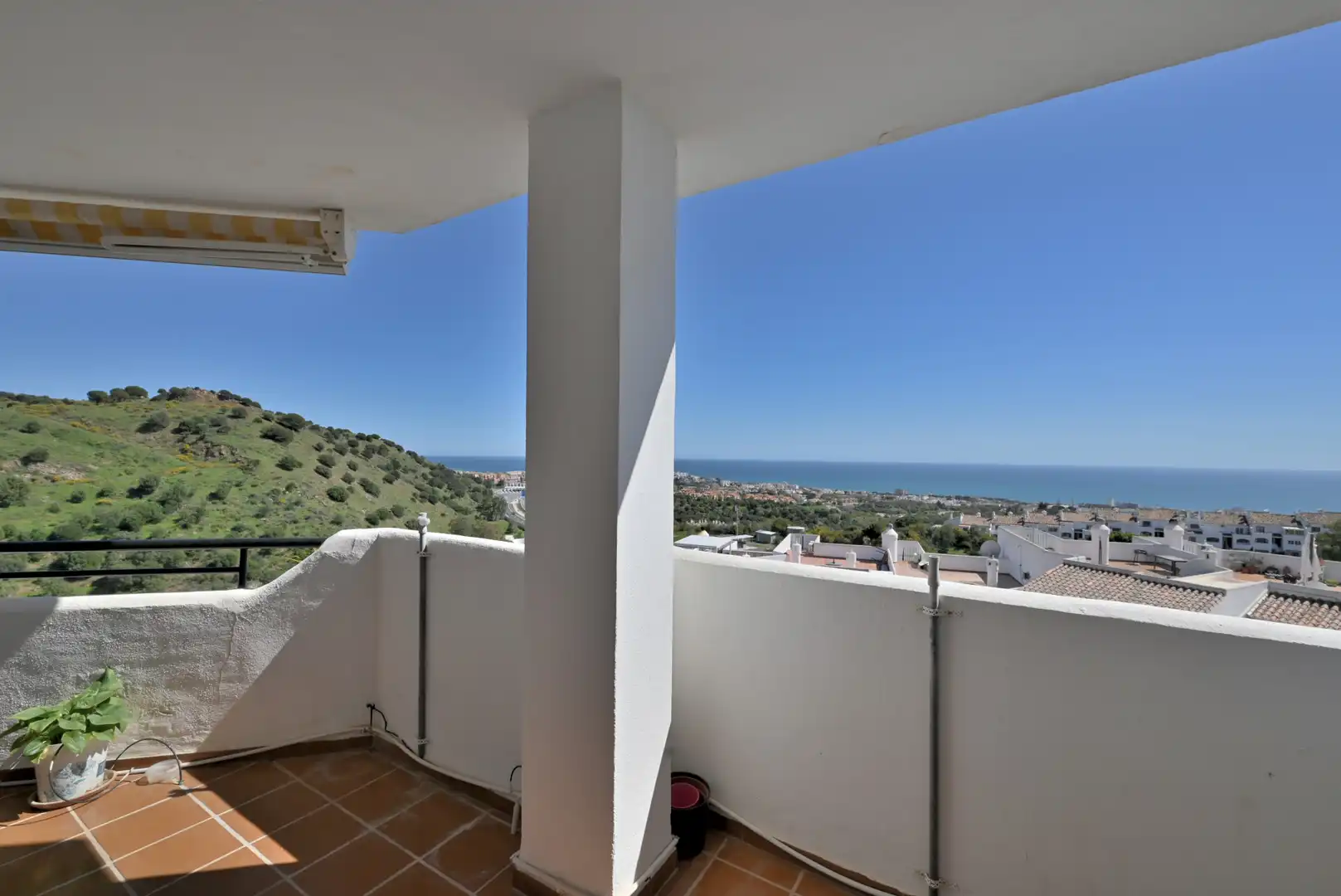 Bedroom of Apartments for sale in Mijas  with Air Conditioner, Terrace and Swimming Pool