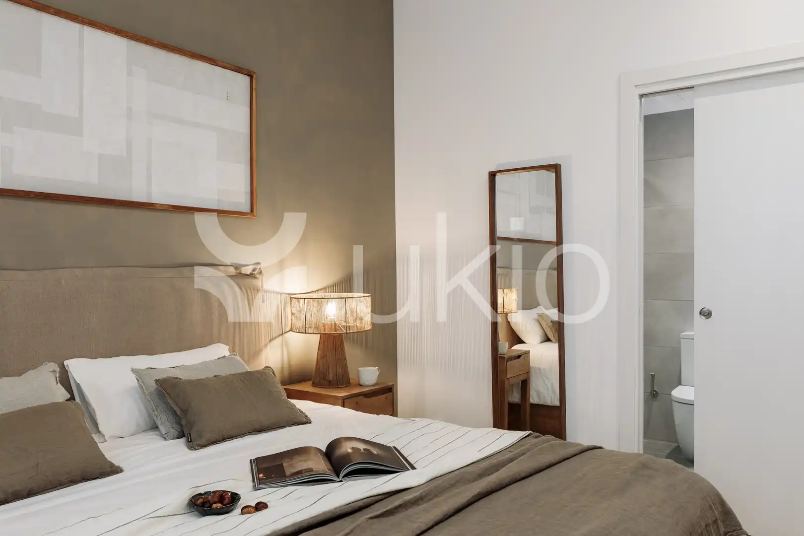 Schlafzimmer von Wohnungen zur Miete in Barcelona mit Klimaanlage, Heizung und Terrasse