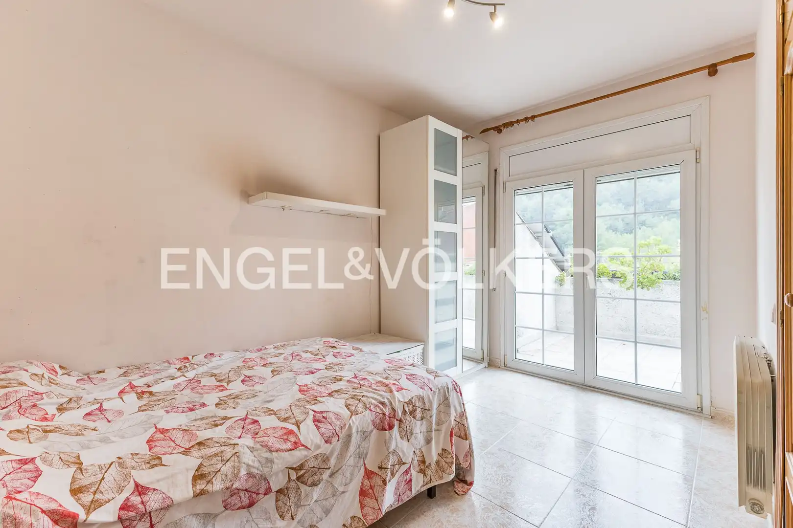 Bedroom of Houses for sale in Vallirana, Barcelona