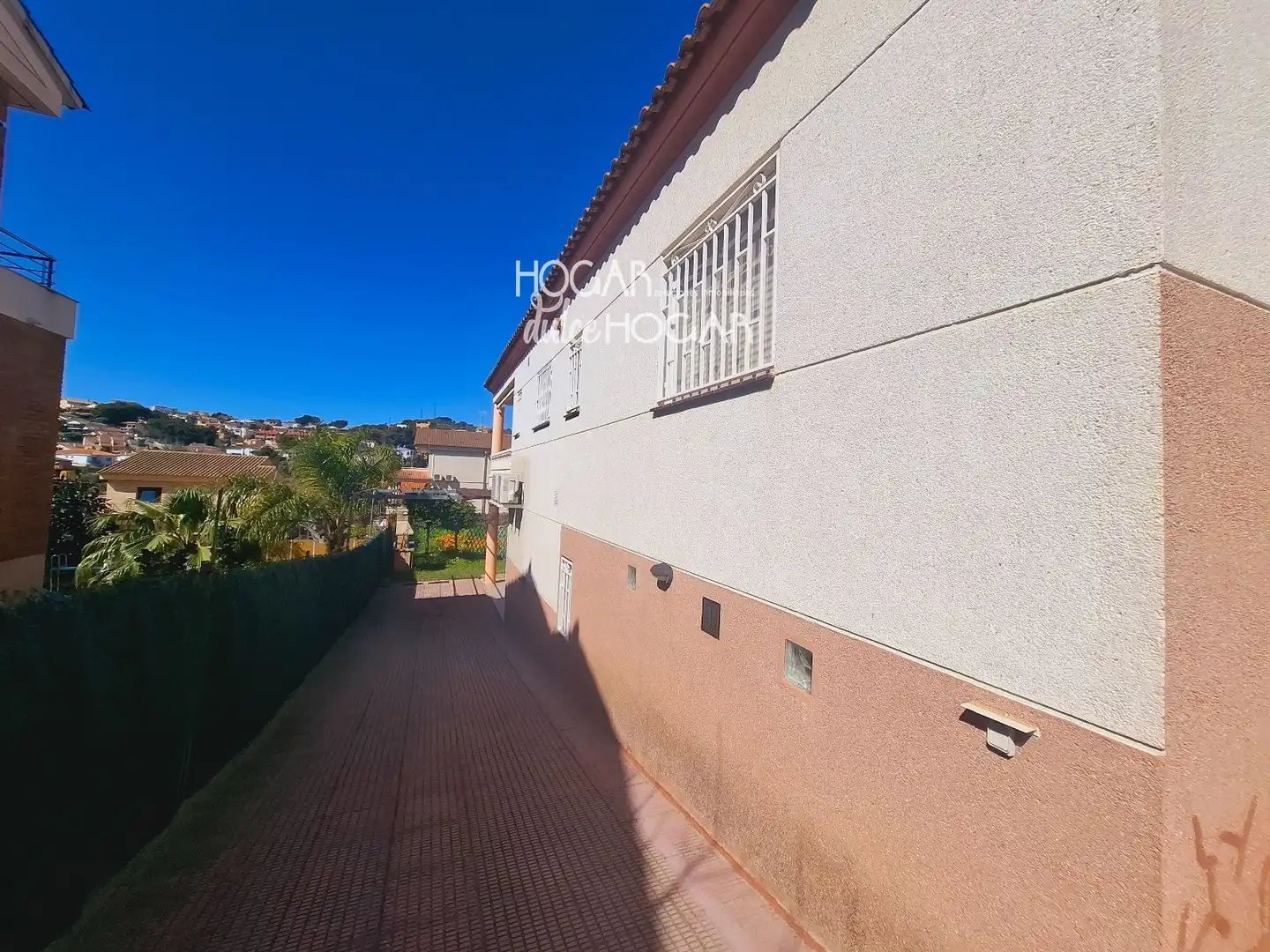 Vista exterior de Casa o xalet en venda en Calafell amb Aire condicionat, Calefacció i Terrassa