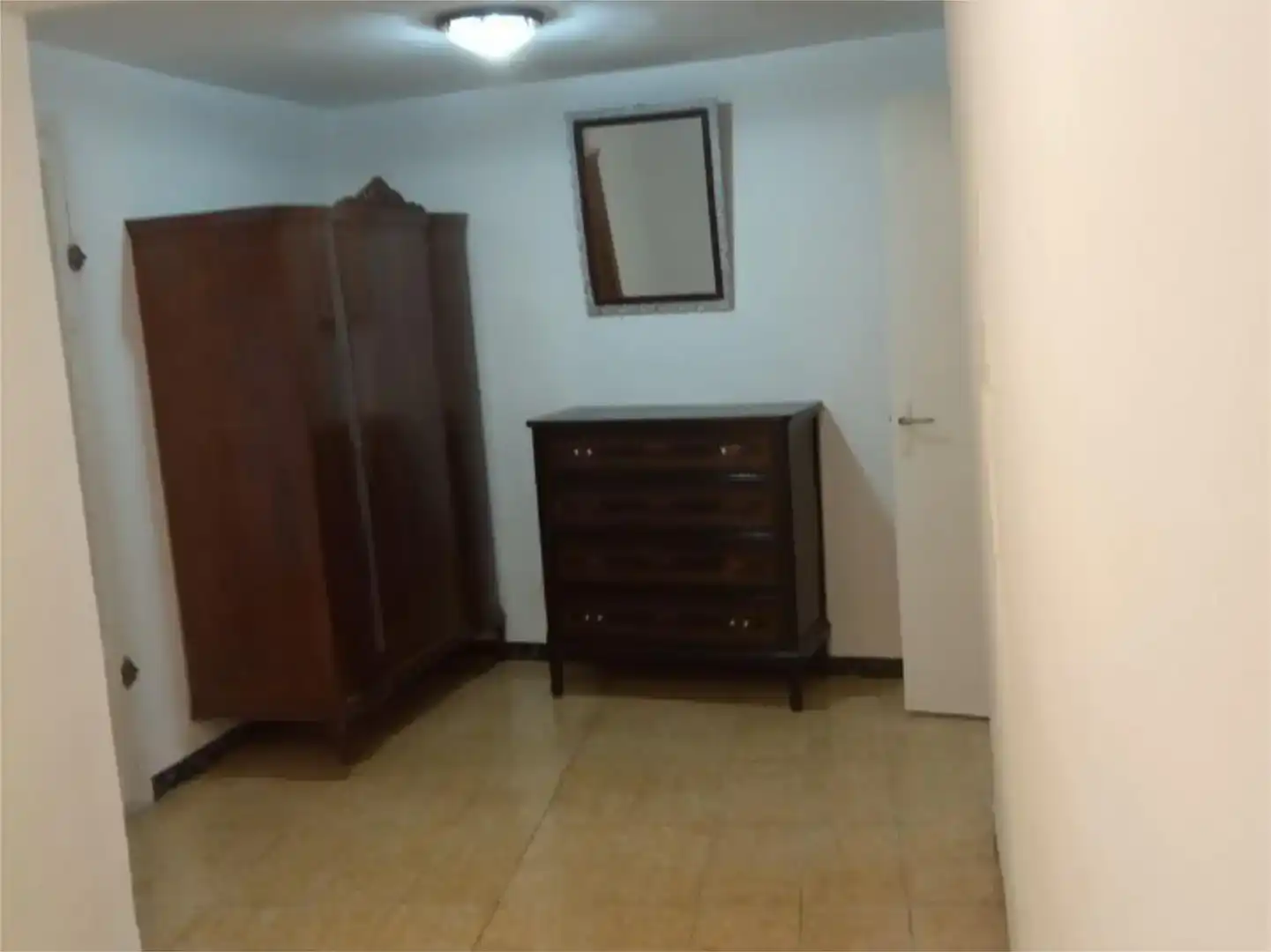 Storage room for sale in Alpartir