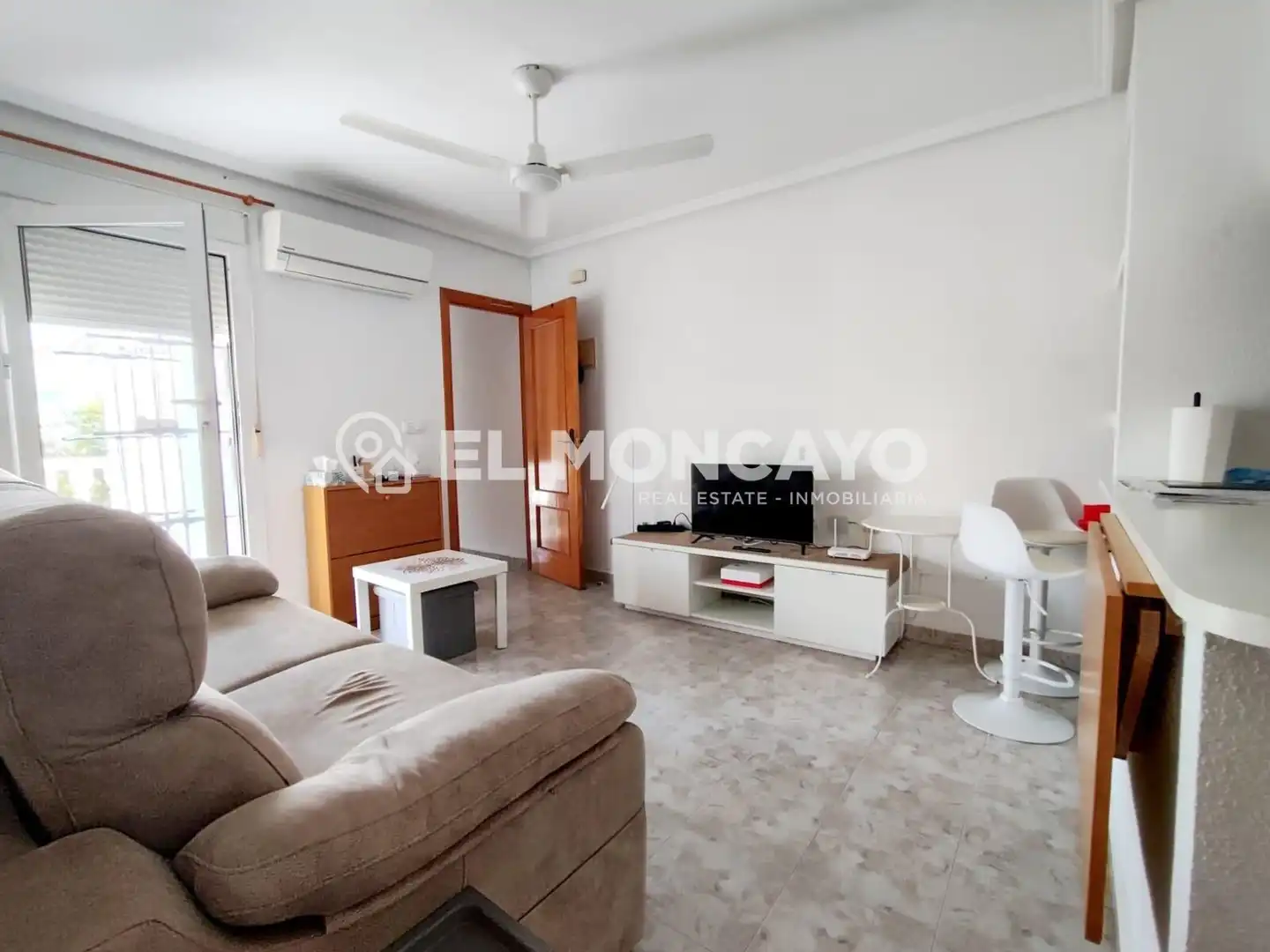 Sala de estar de Apartamento en venta en Guardamar del Segura con Aire acondicionado, Calefacción y Terraza
