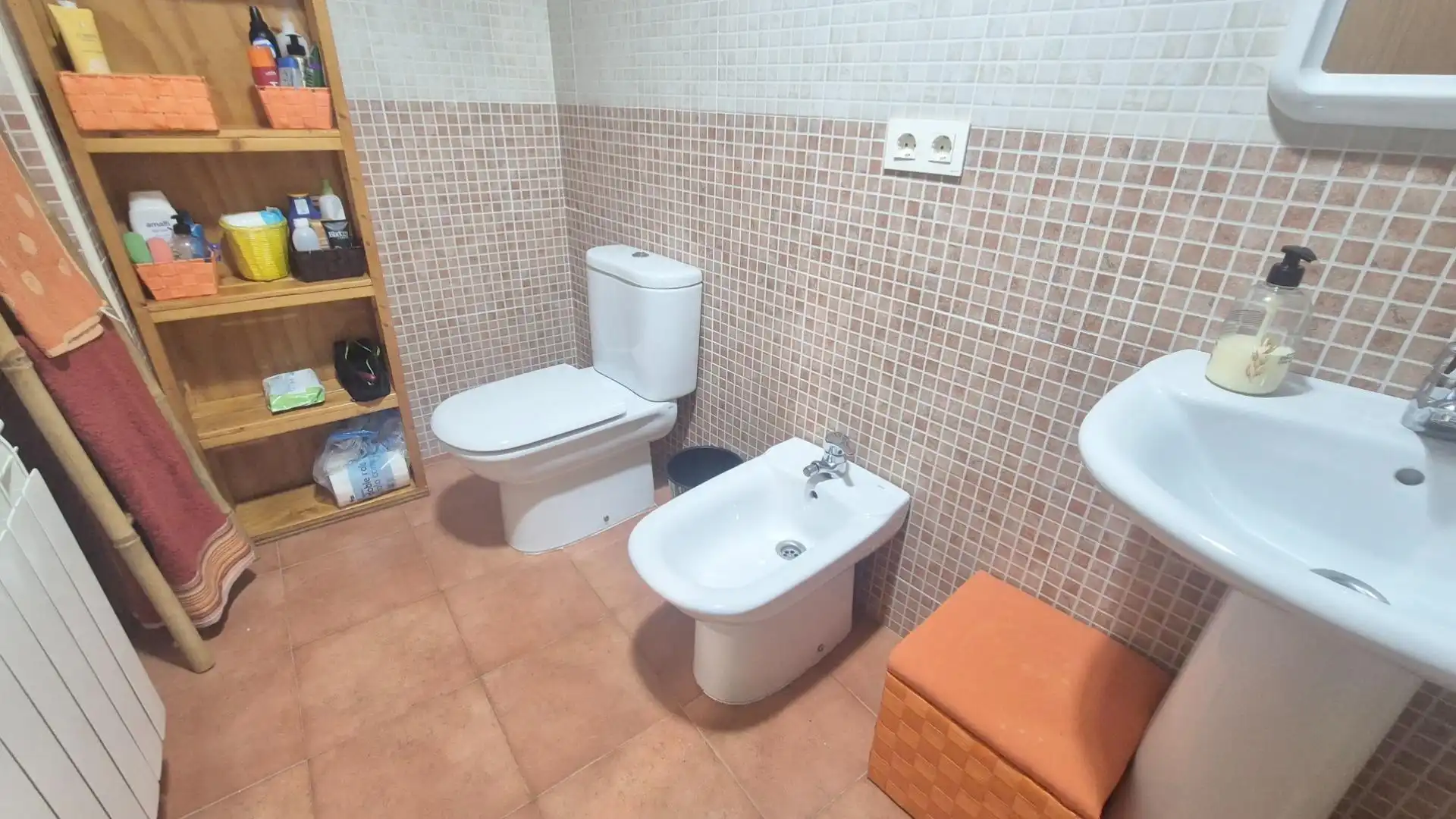 Badezimmer von Wohnung zum Verkauf in Calzada de Valdunciel mit Heizung und Möbliert
