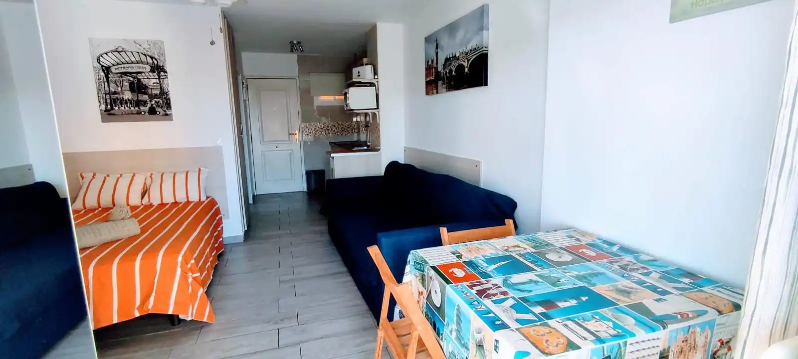 Sala d'estar de Estudi en venda en Benalmádena amb Aire condicionat, Terrassa i Moblat