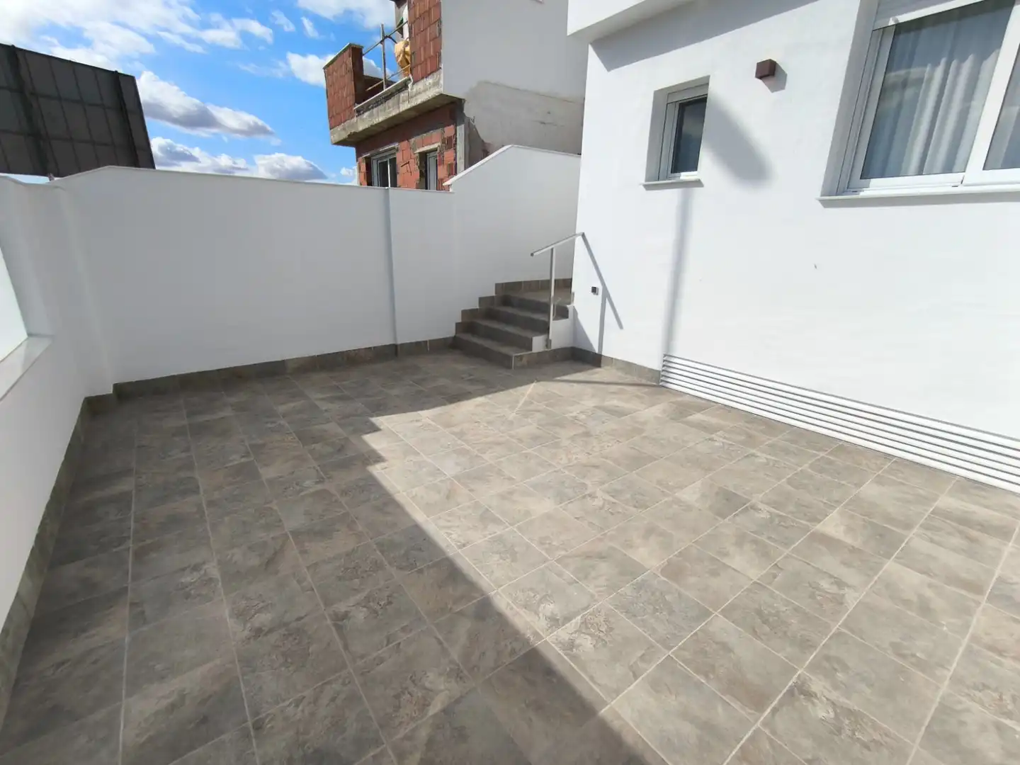 Casa adosada en venta en Calle Fotógrafo Tiana, 8, Las Lomas de Rame - Bahía Bella