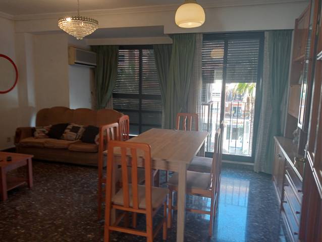 Piso en Alquiler en Avinguda d'Amado Granell Mesado, 15 en Mont-Olivet