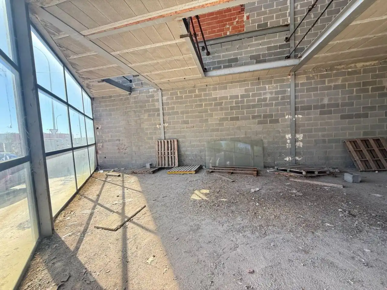 Industrial building for sale in Calle Holanda, imagen 5