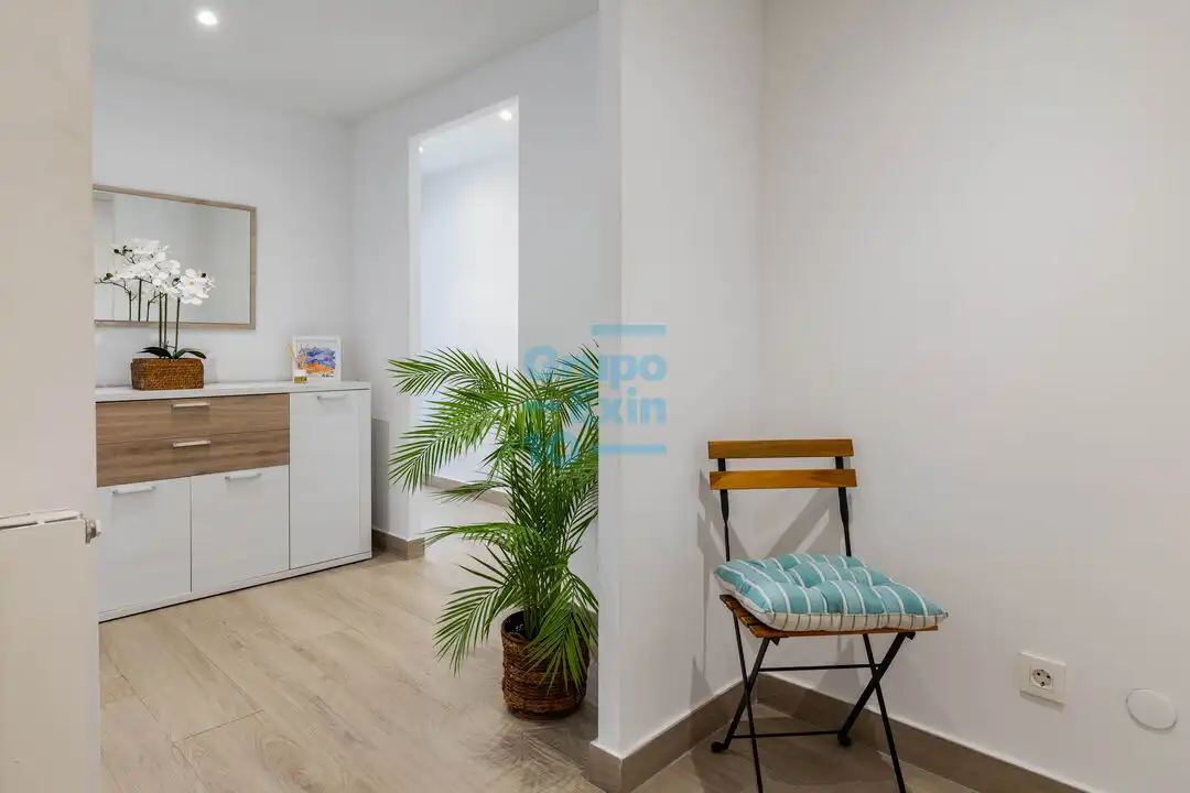 Habitación de Apartamento en venta en Donostia - San Sebastián  con Calefacción, Terraza y Balcón