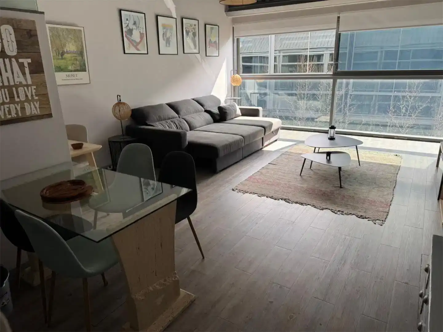 Sala de estar de Dúplex en venta en Alcalá de Henares con Aire acondicionado, Parquet y Amueblado