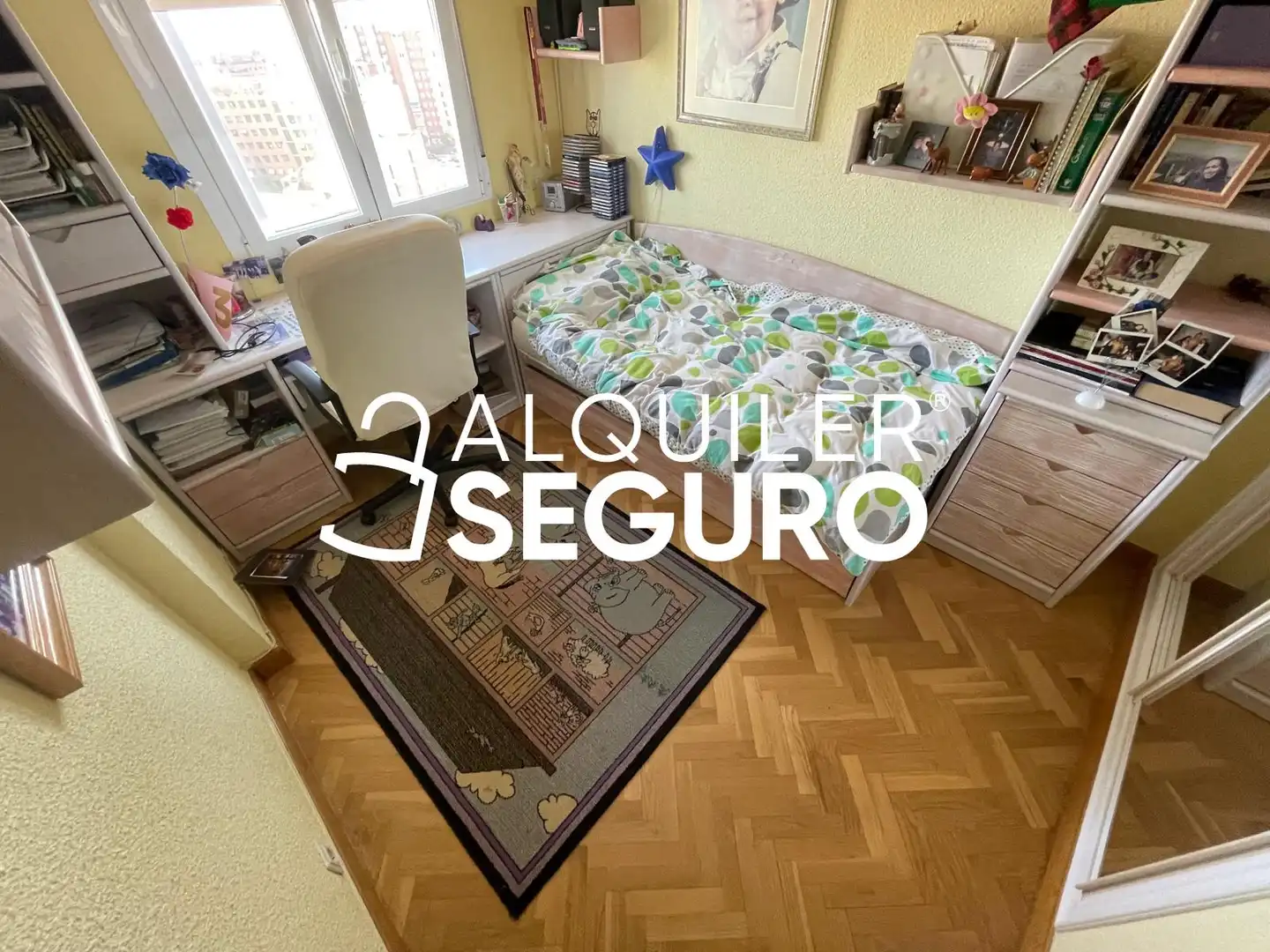 Habitación de Piso de alquiler en Madrid con Calefacción, Terraza y Amueblado