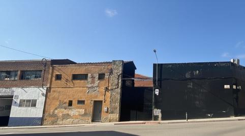 Foto 2 von Fabrikhallen zum Verkauf in Els Merinals, Sabadell