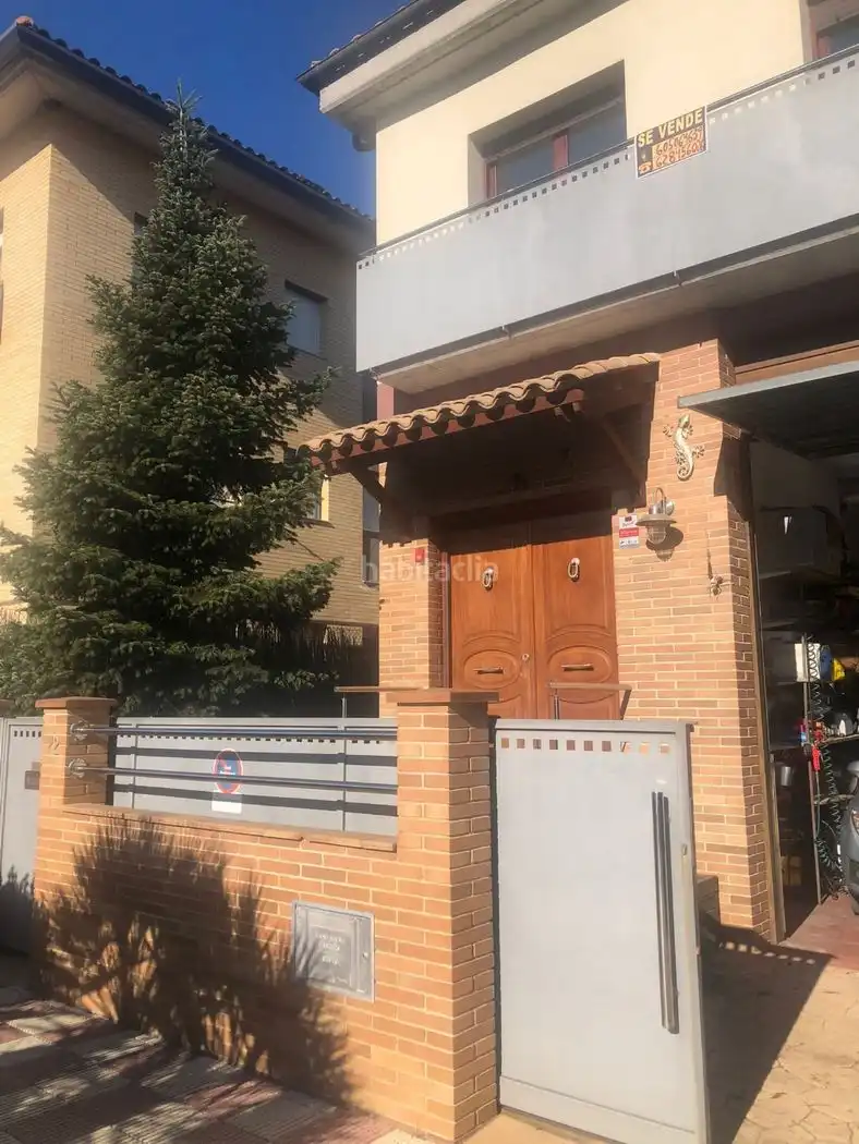 Haus zum Verkauf in Carretera d'Osor 72, imagen 2