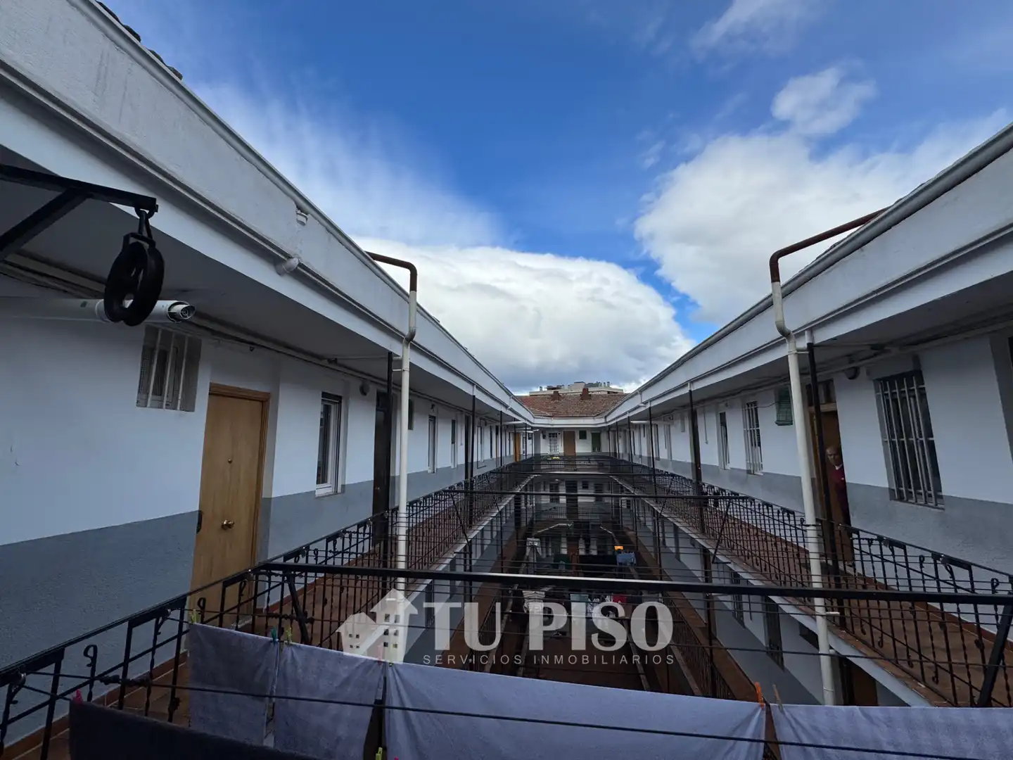 Vista exterior de Pis en venda en Madrid amb Aire condicionat, Calefacció i Moblat