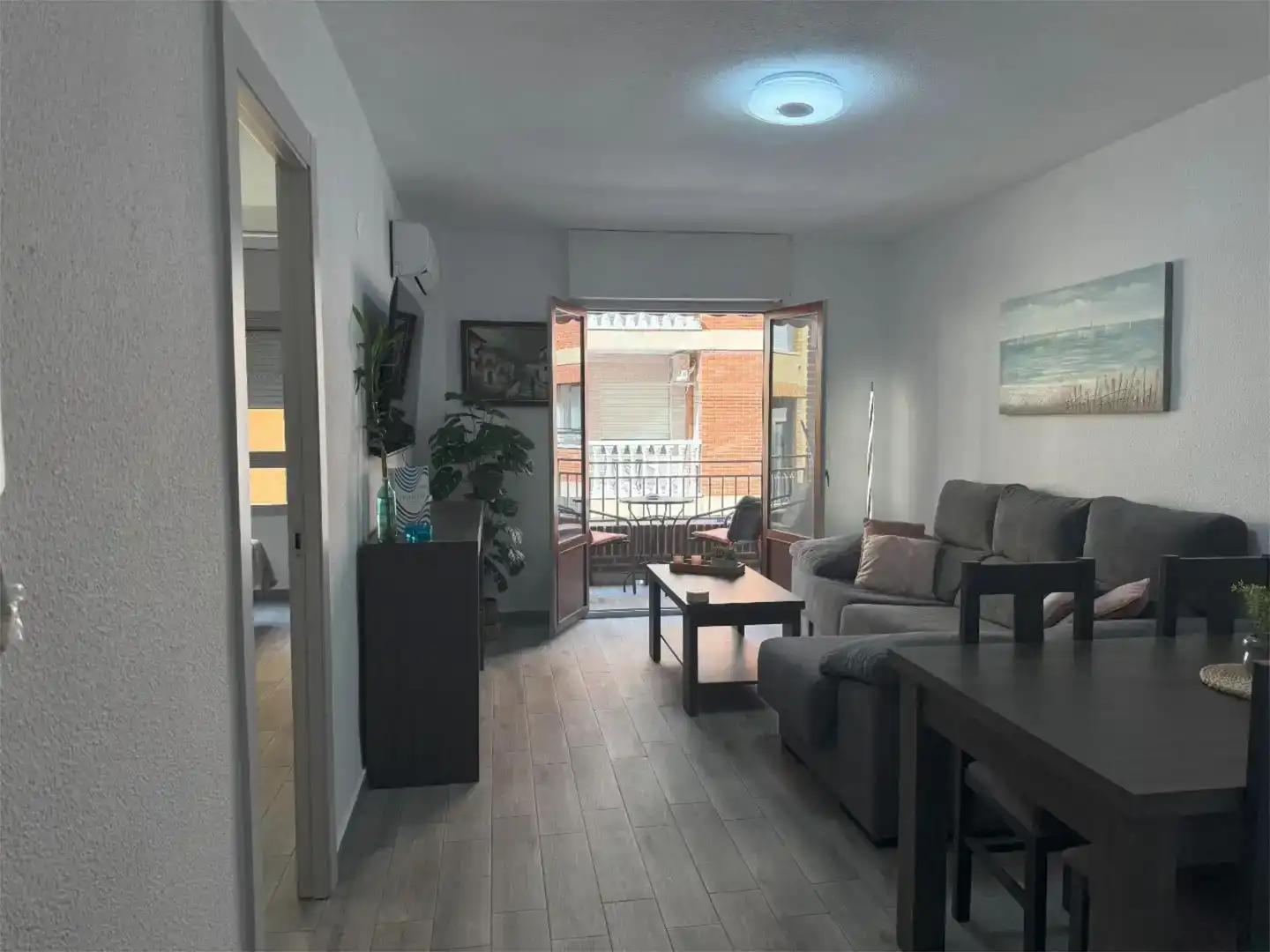 Living room of Flat for rent in Torrevieja  with Air Conditioner and Balcony