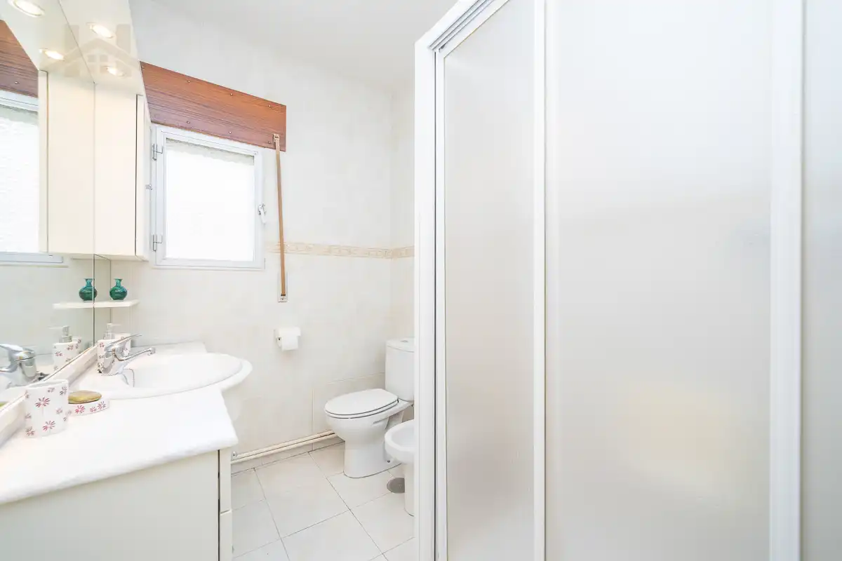 Baño de Casa o chalet en venta en Moralzarzal con Calefacción y Trastero