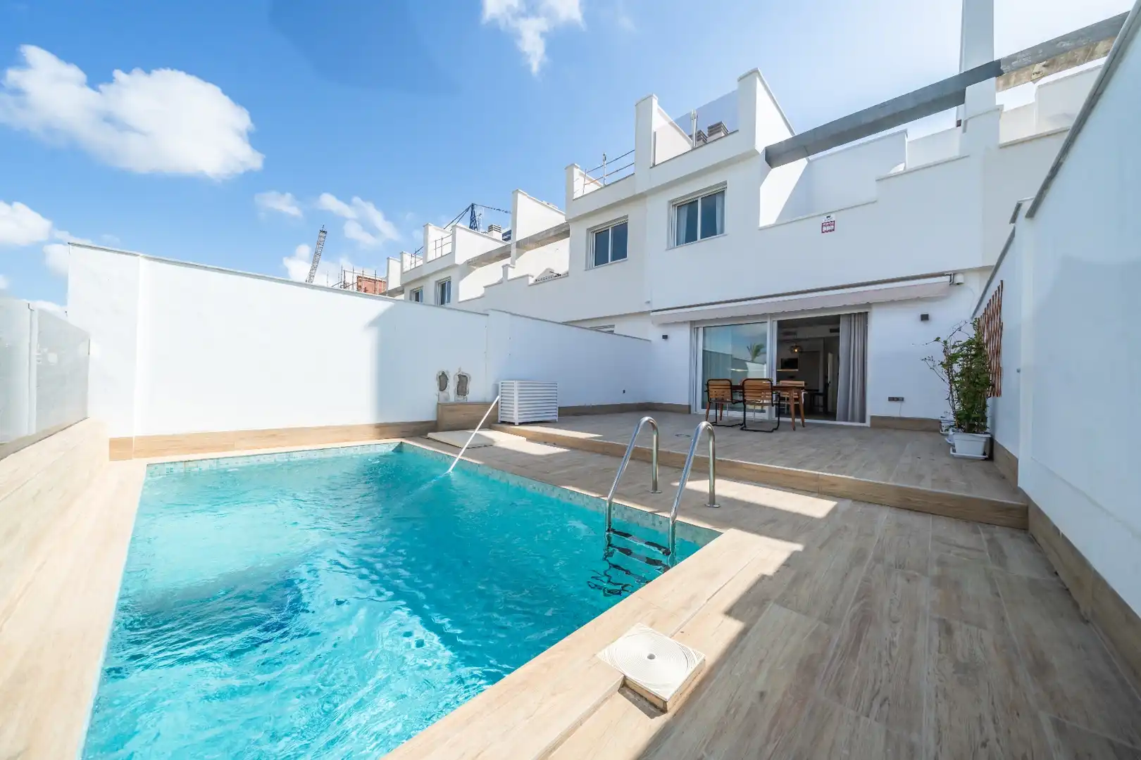 Casa con piscina in vendita a Las Lomas de Rame - Bahía Bella
