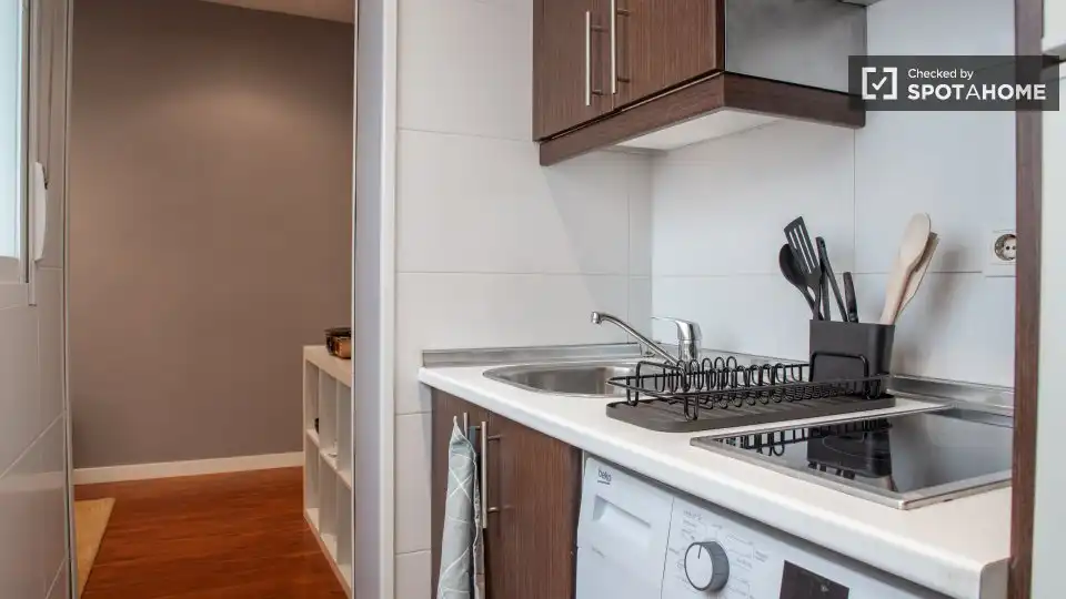 Wohnung mit Balkon zur Miete in Latina, imagen 15