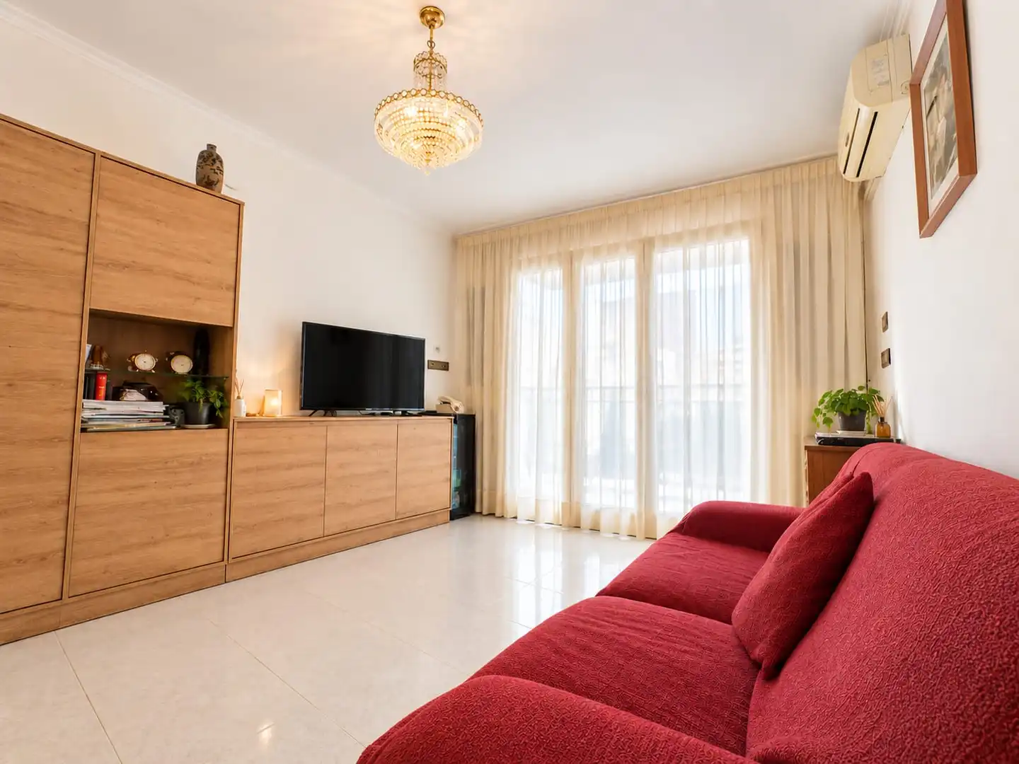 Piso con terraza en venta en Carrer Orient, imagen 3
