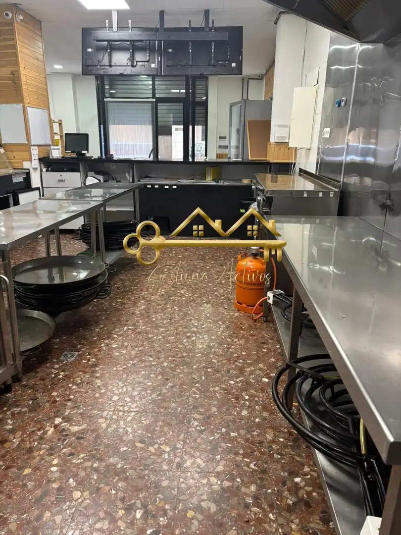 Geschaftsraum zur Miete in Sant Josep - Zona Hospital