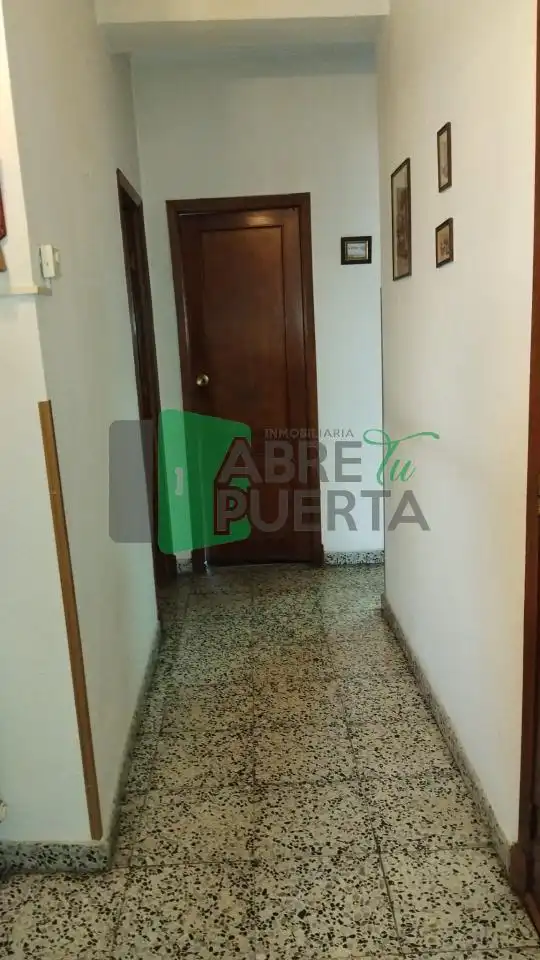 Piso en venta en Ourense Capital  con Calefacción, Trastero y Amueblado