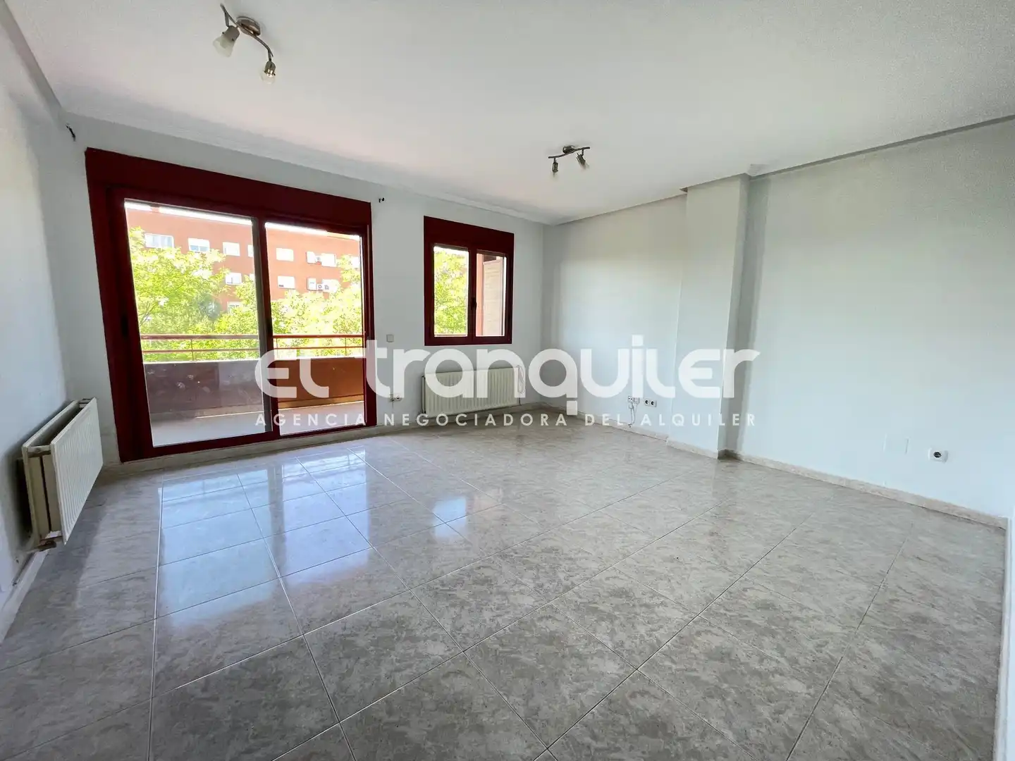 Flat for rent in Calle Francisco Umbral, Rivas Futura