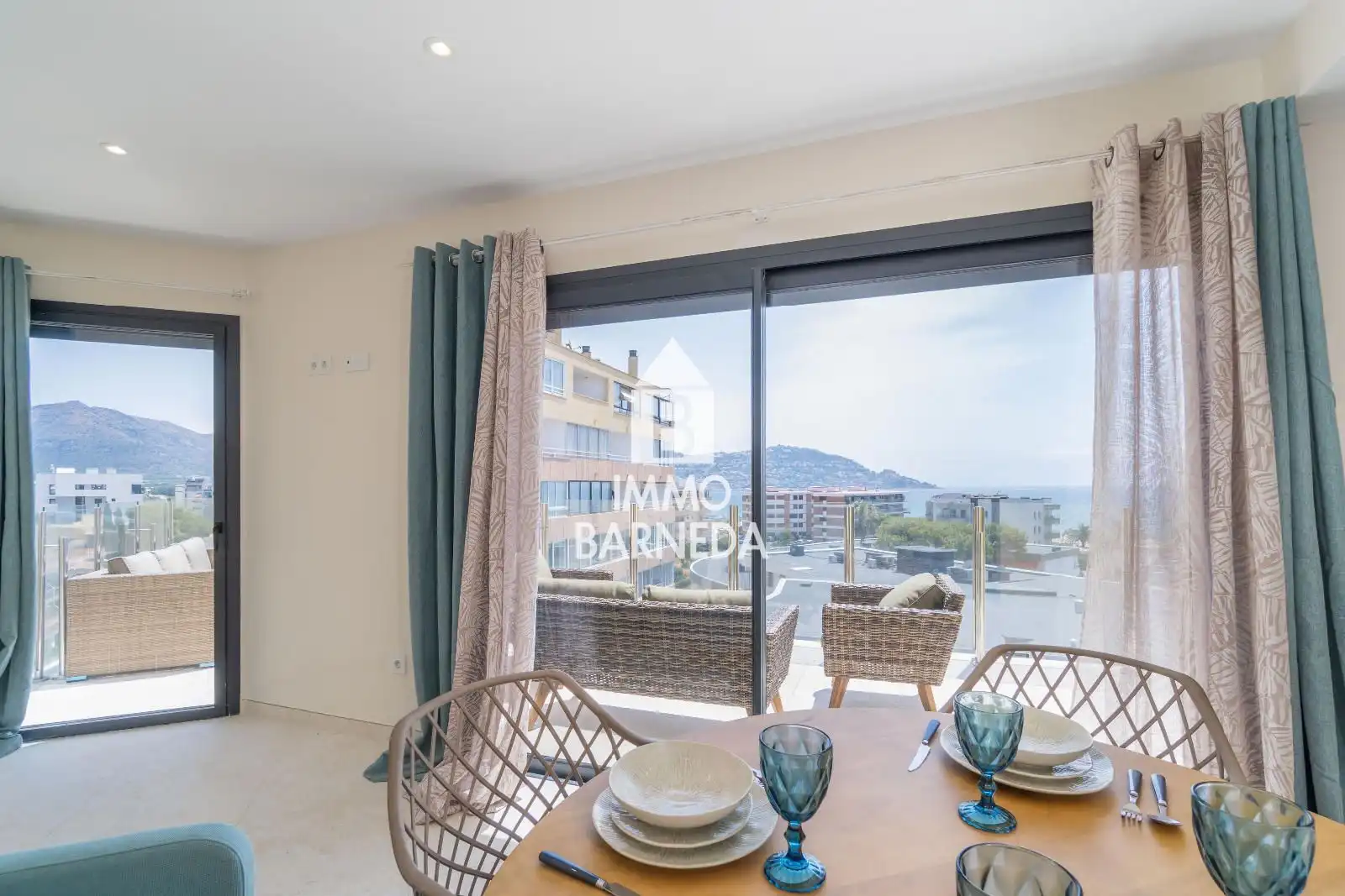 Vista exterior de Piso en venta en Roses con Aire acondicionado, Calefacción y Terraza