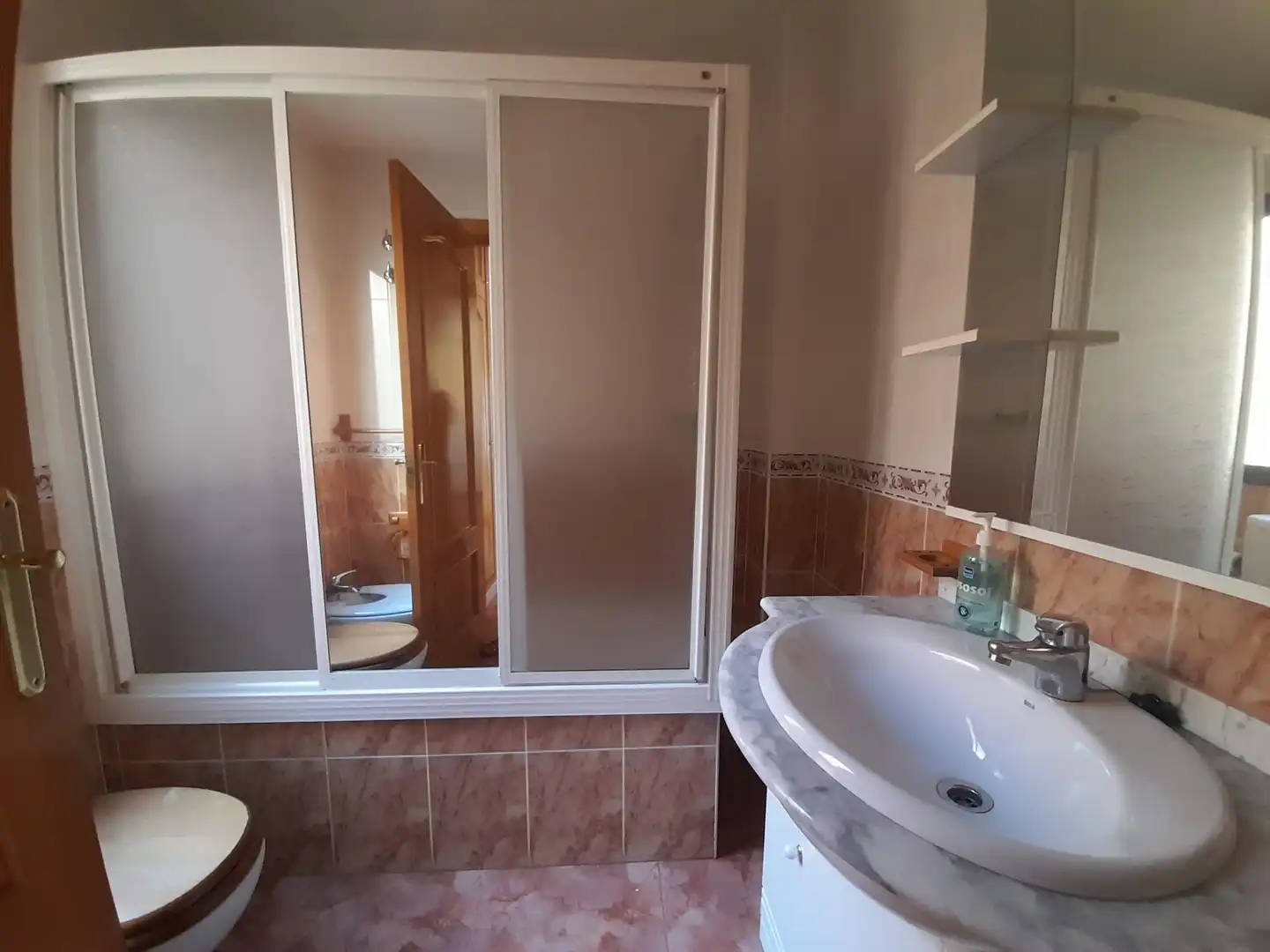 Baño de Piso en venta en Puertollano con Calefacción y Piscina comunitaria