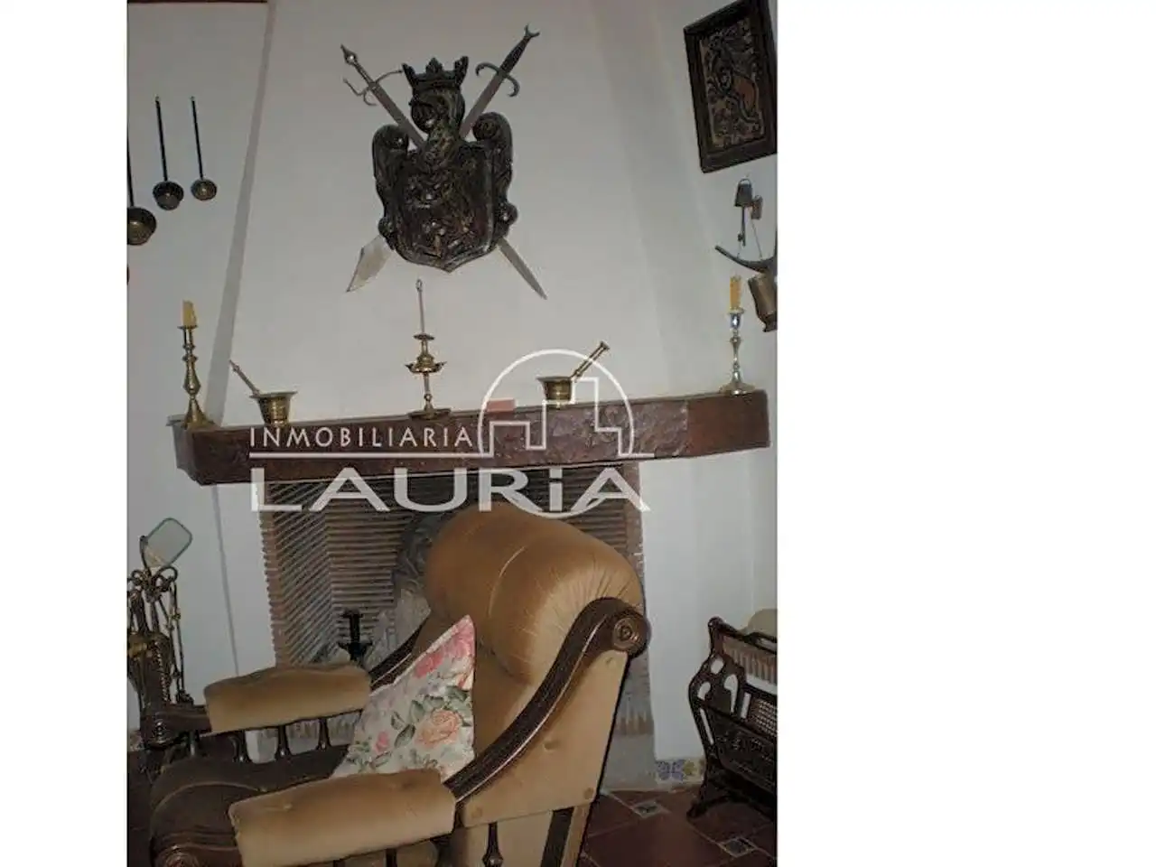 Living room of Houses for sale in Alpuente  with Air Conditioner and Terrace