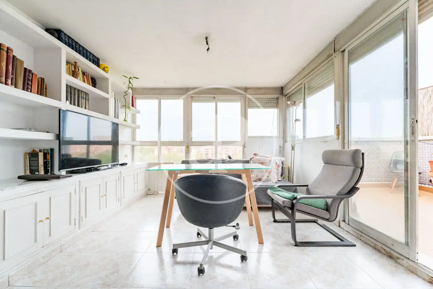 Sala de estar de Ático en venta en Madrid con Calefacción y Terraza