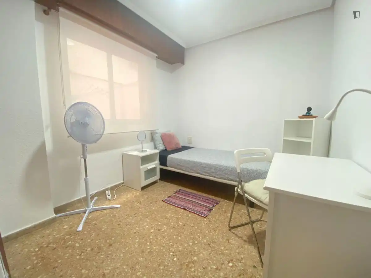 Bedroom of Apartments for rent in Valencia  with Furnished, Oven and Washing machine