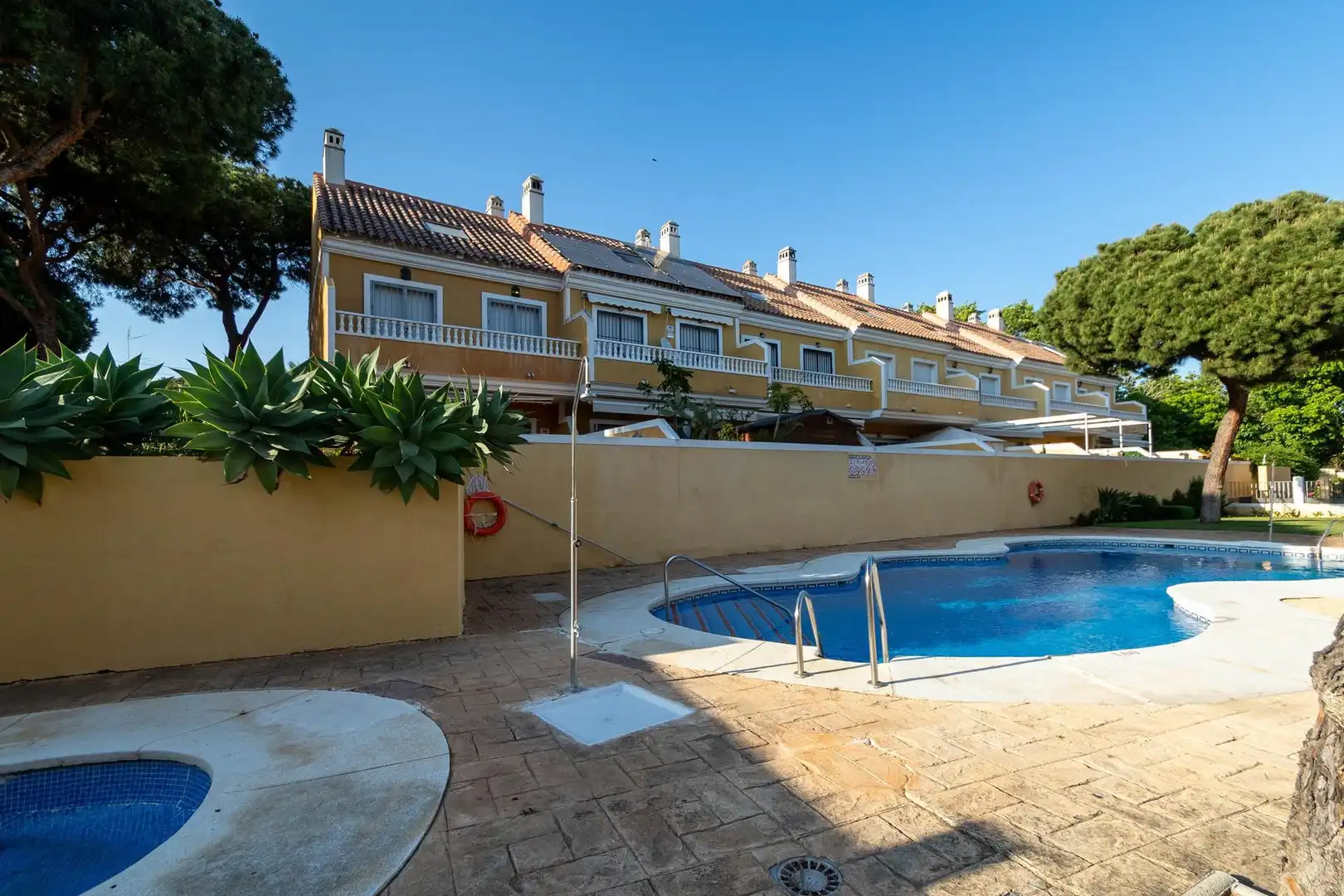 Jardín de Casa adosada en venta en Mijas con Aire acondicionado, Terraza y Piscina