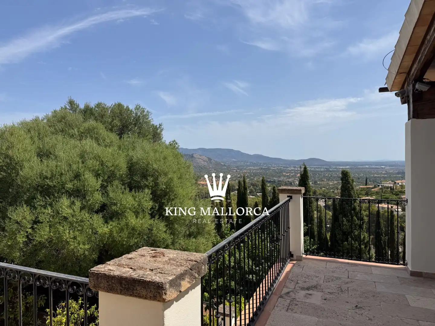 Vista exterior de Casa o xalet de lloguer en Esporles amb Calefacció, Jardí privat i Terrassa