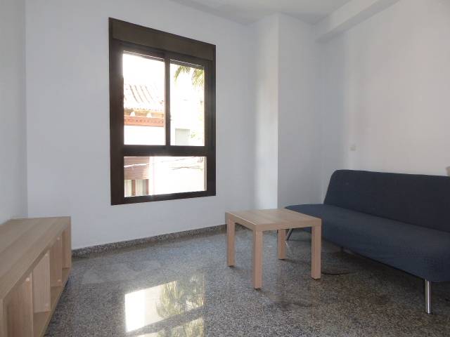 Apartamento en Alquiler en Calle Eugenio Gross, 48 en Los Castillejos - La Trinidad