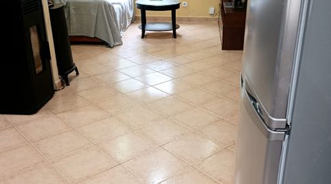Foto 2 de Piso en venta en Grupo Corigos, 6, Aller, Asturias
