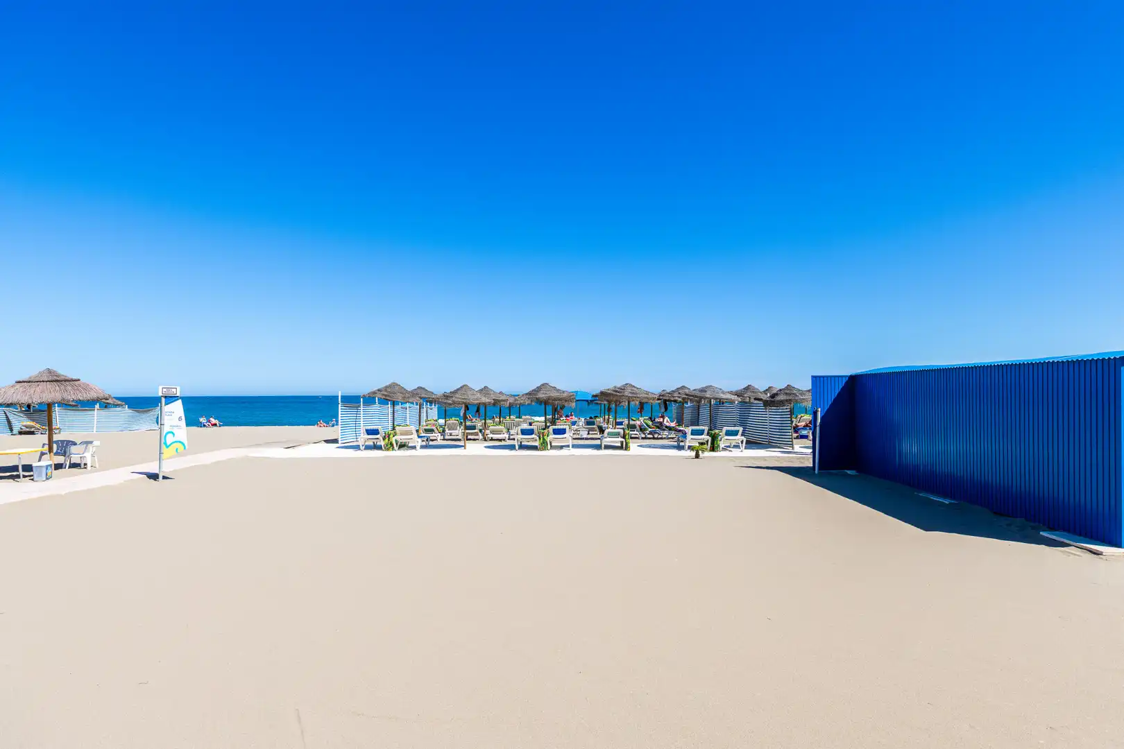 Apartments for sale in Fuengirola  with Air Conditioner, Terrace and Swimming Pool