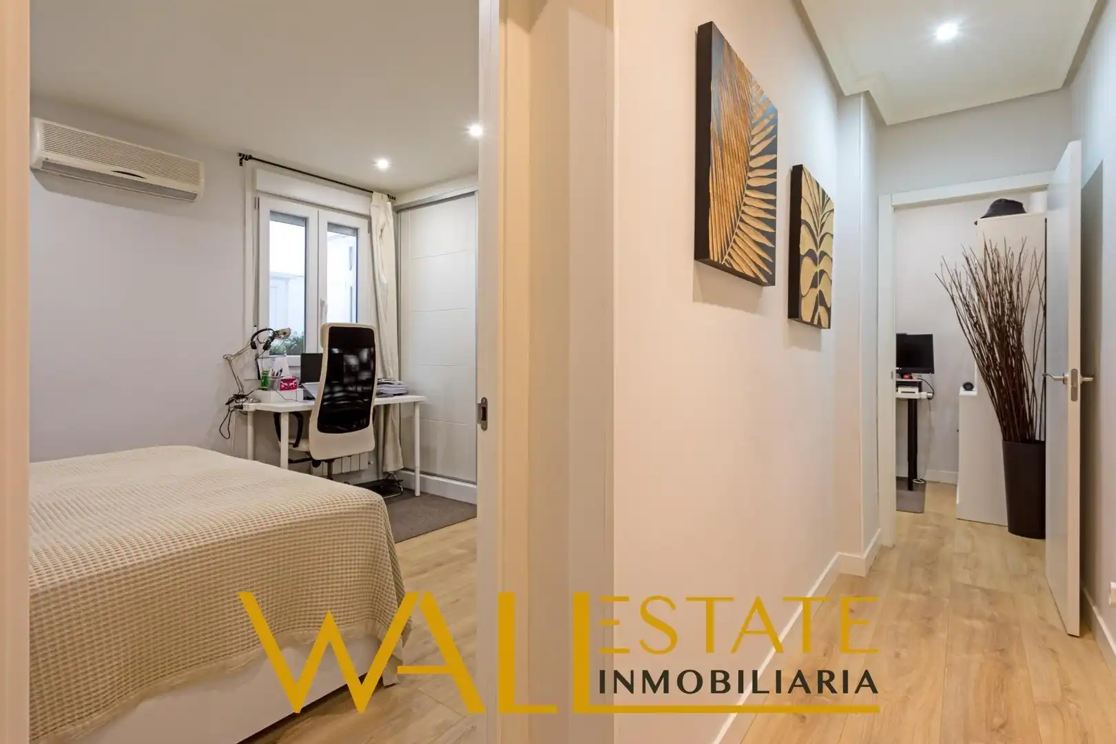 Vista exterior de Planta baja en venta en Madrid con Aire acondicionado y Calefacción