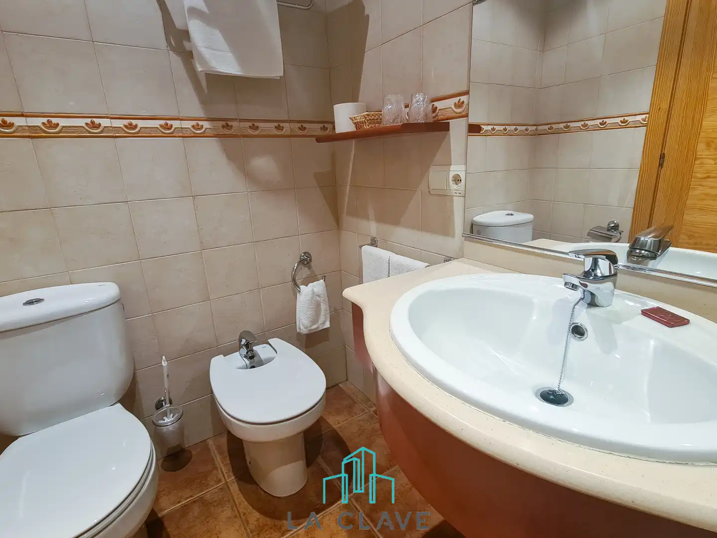 Badezimmer von Gebäude zum Verkauf in Planoles