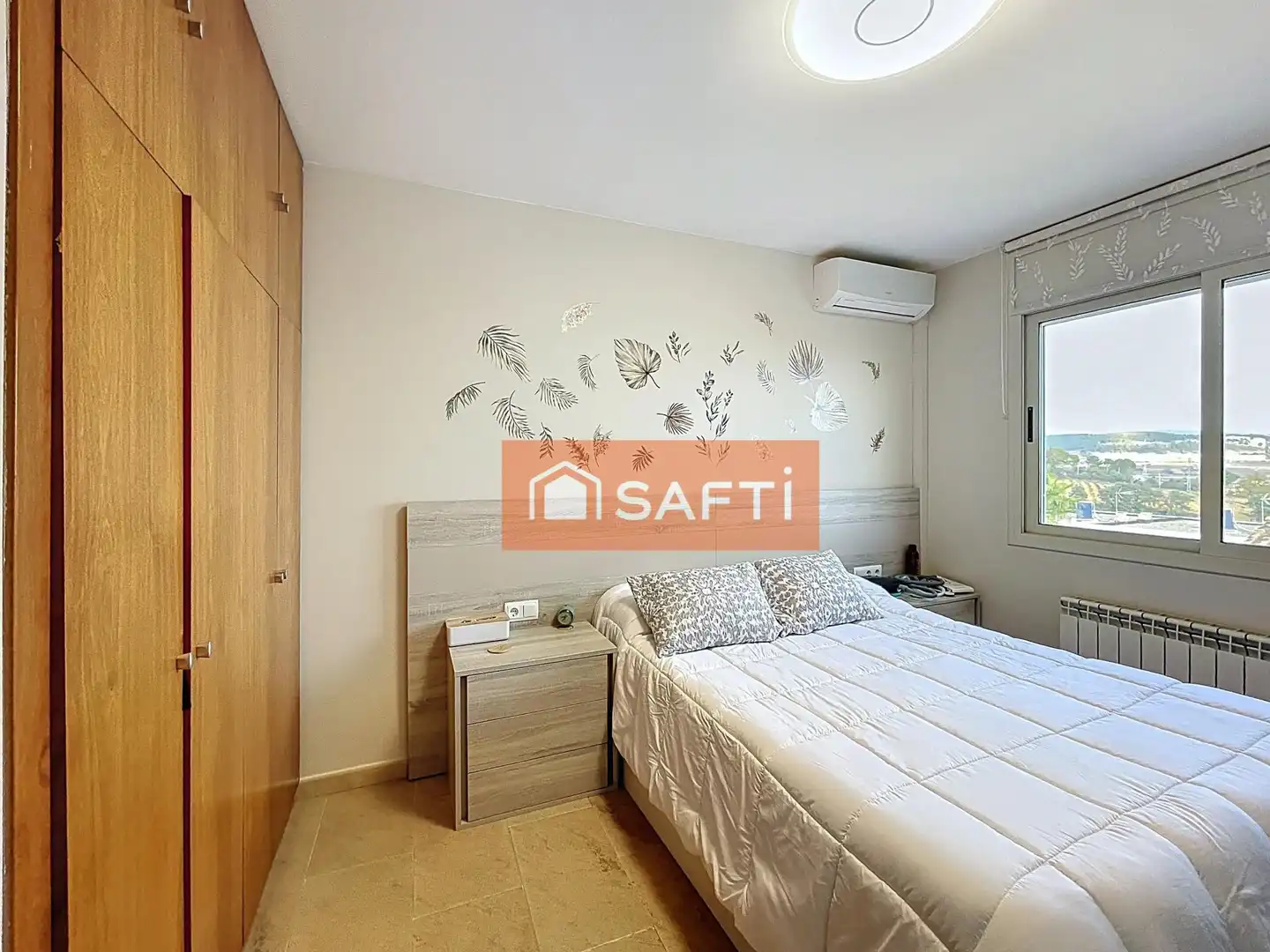 Bedroom of Houses for sale in Pacs del Penedès  with Air Conditioner, Heating and Terrace
