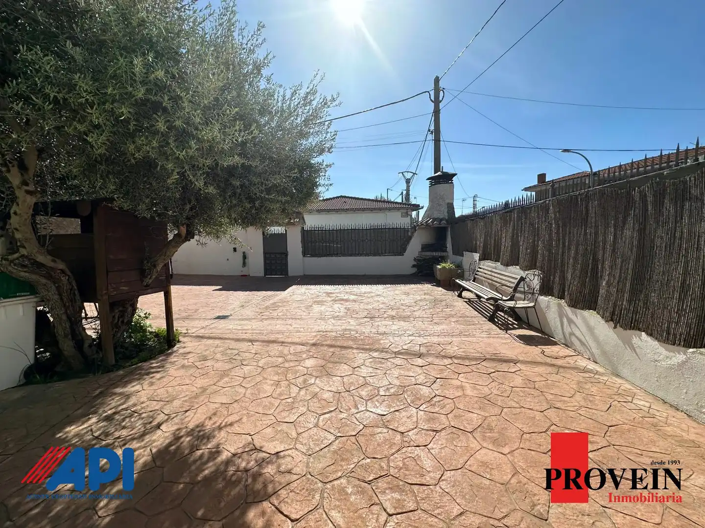 Exterior view of Houses for sale in Santa Cruz del Retamar  with Heating, Private garden and Parquet flooring