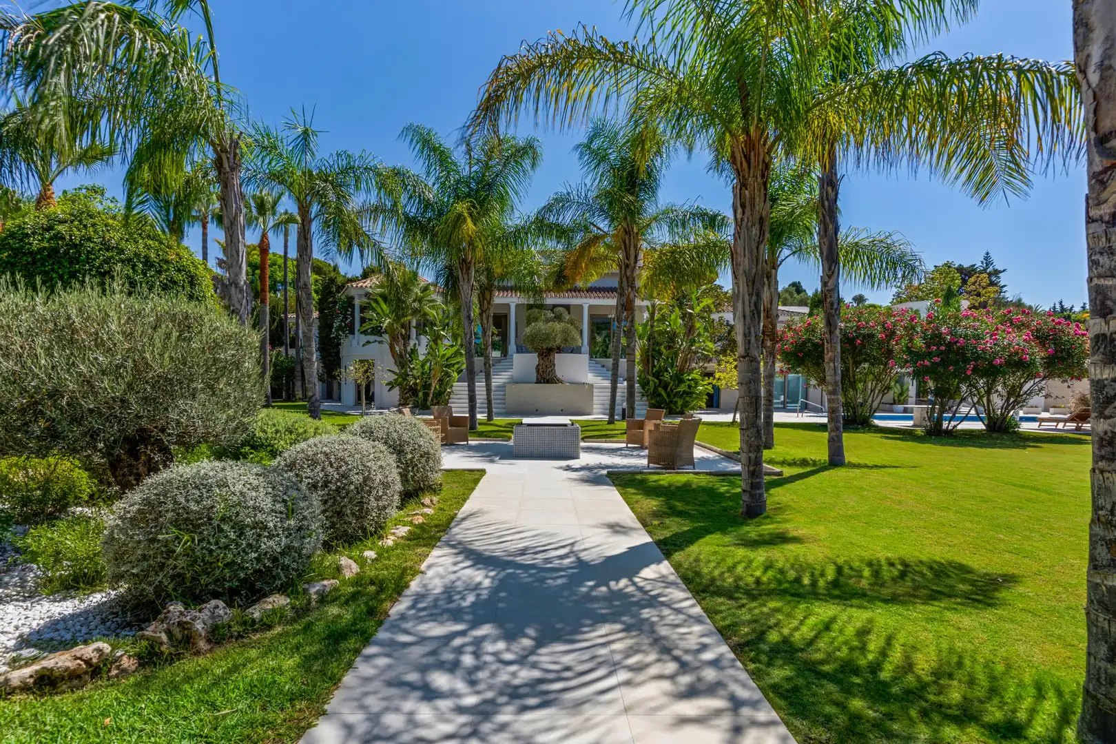 Detached house with pool for sale in Guadalmina baja calle 8, imagen 41