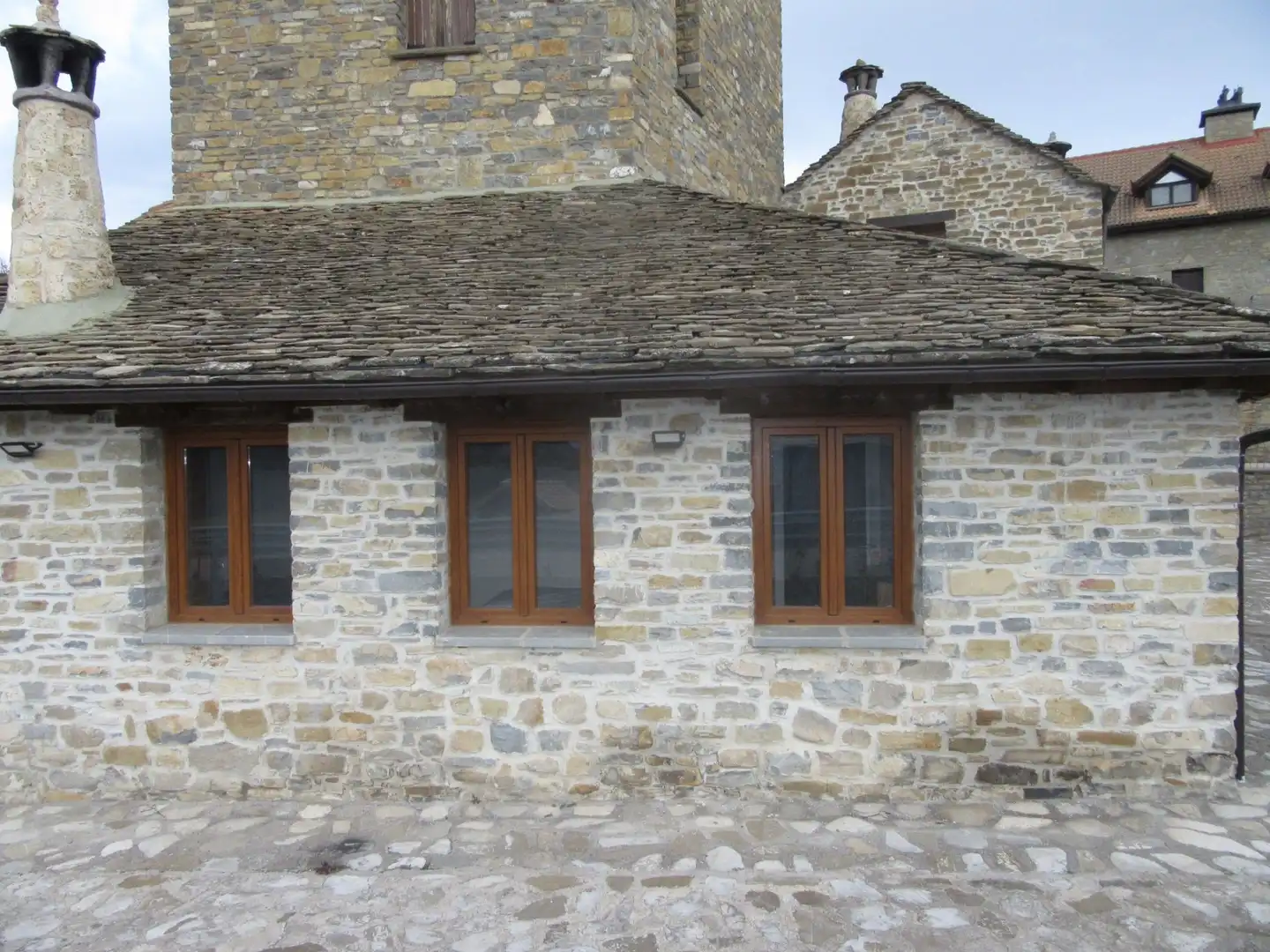 Vista exterior de Casa o chalet en venta en Castiello de Jaca con Calefacción, Jardín privado y Terraza