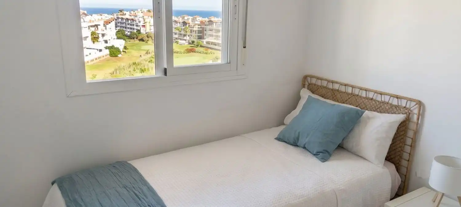 Bedroom of Flat for sale in Benalmádena  with Air Conditioner, Terrace and Storage room